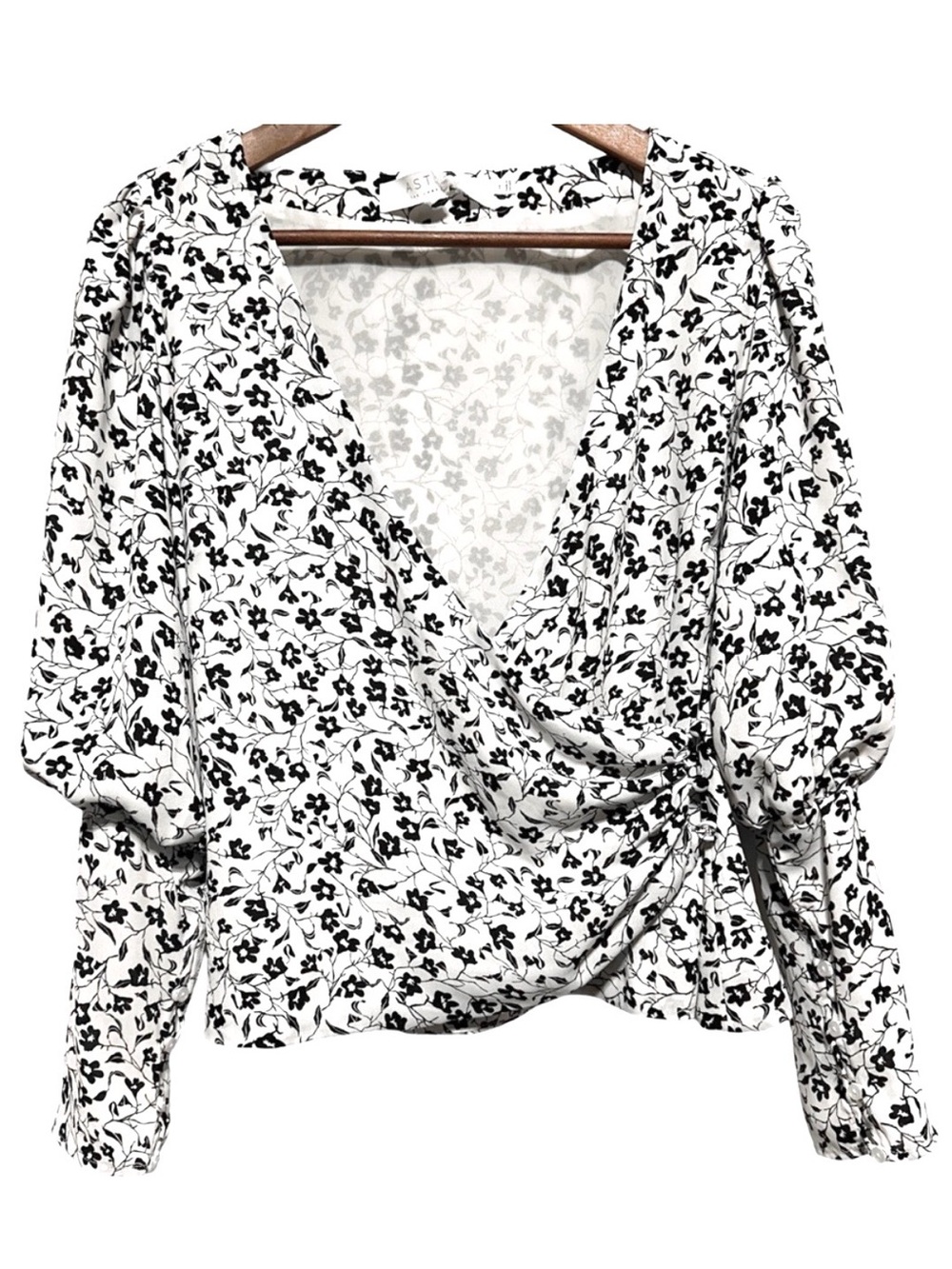 ASTR THE LABEL Ditsy Floral Wrap Blouse Puff Sleeve Romantic Coquette Resortwear